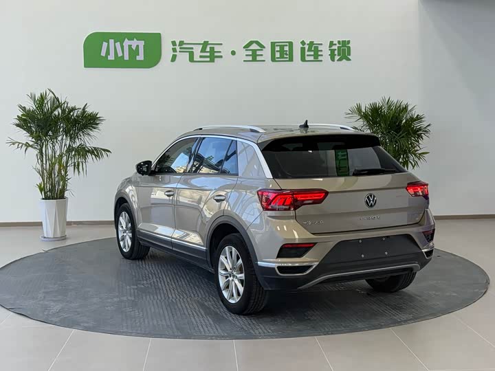 Фото 6 - Volkswagen T-Roc