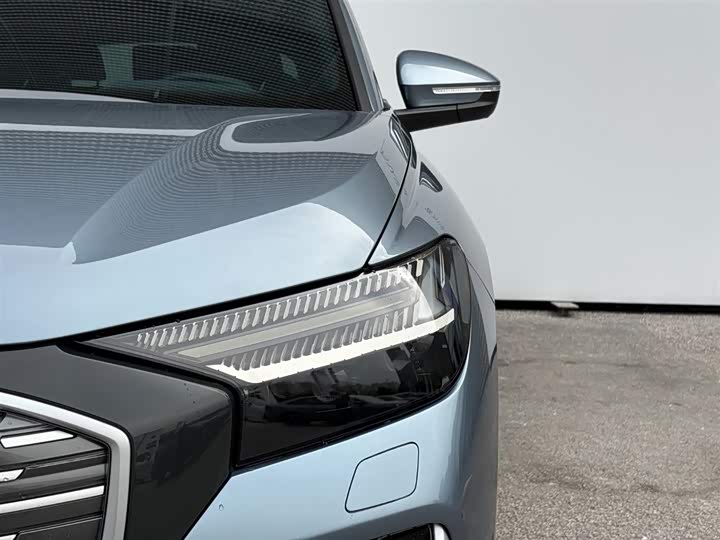 Фото 20 - Audi Q4 e-tron