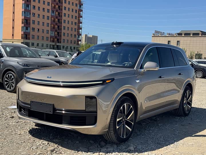 Фото 1 - LiXiang L9