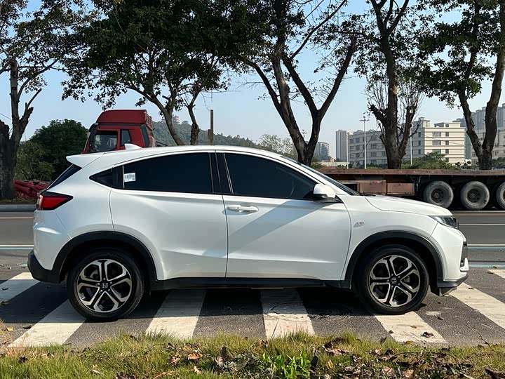 Фото 10 - Honda XR-V