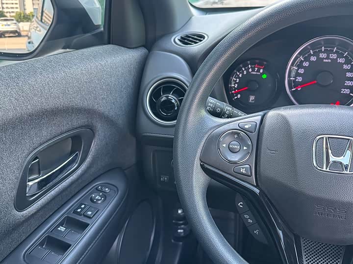 Фото 12 - Honda XR-V