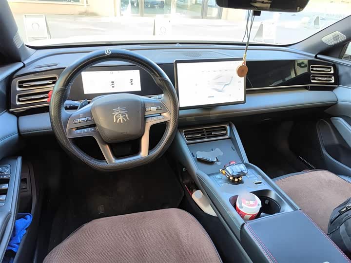 Фото 10 - BYD Qin L