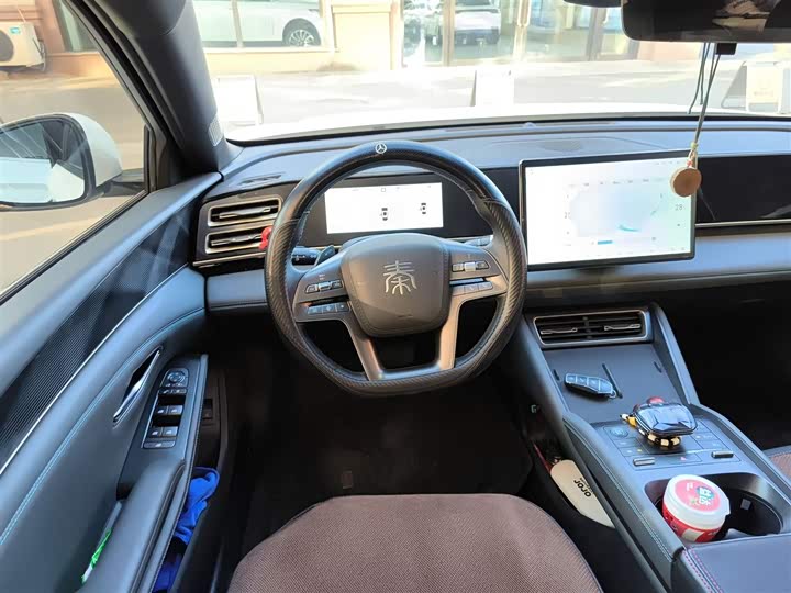 Фото 11 - BYD Qin L