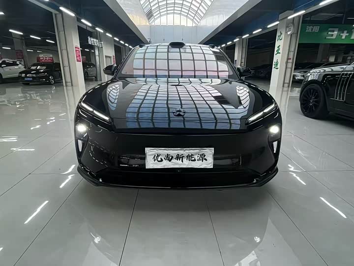 Фото 2 - Nio ET5T