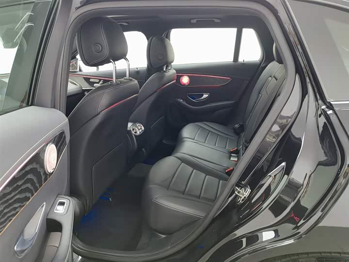 Фото 15 - Mercedes-Benz EQC