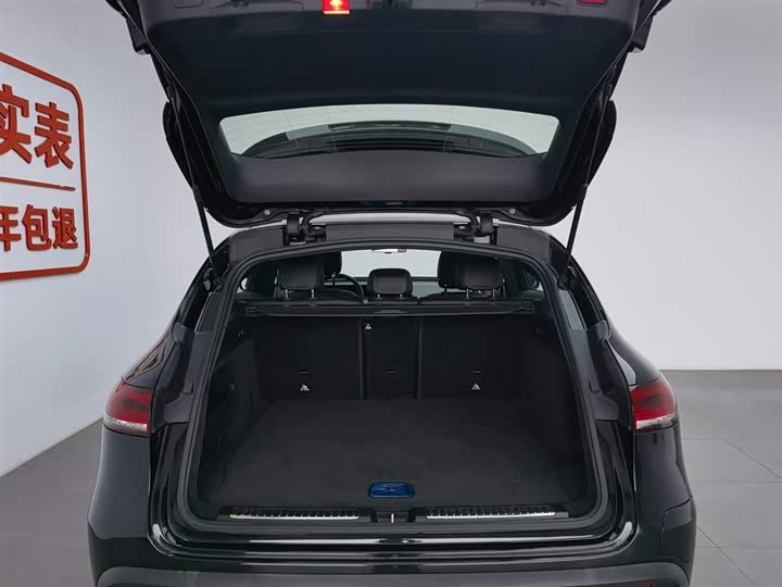 Фото 16 - Mercedes-Benz EQC