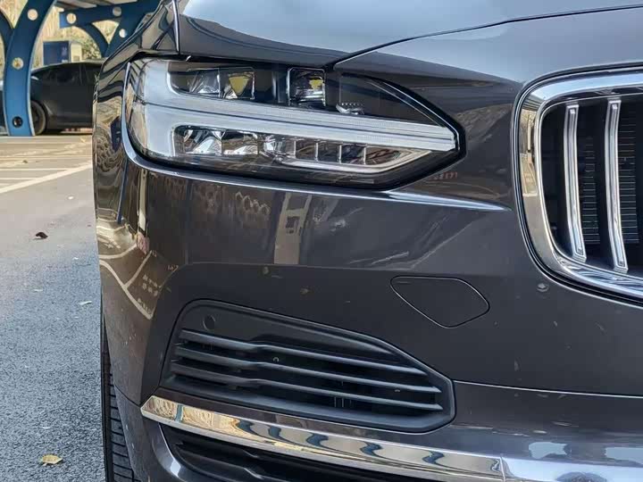 Фото 19 - Volvo S90 Hybrid