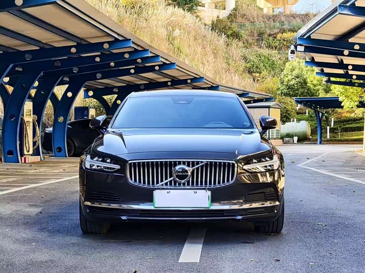 Фото 4 - Volvo S90 Hybrid