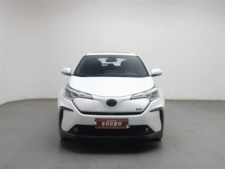 Фото 3 - Toyota C-HR EV