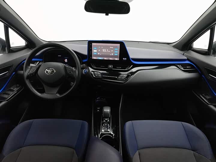 Фото 5 - Toyota C-HR EV