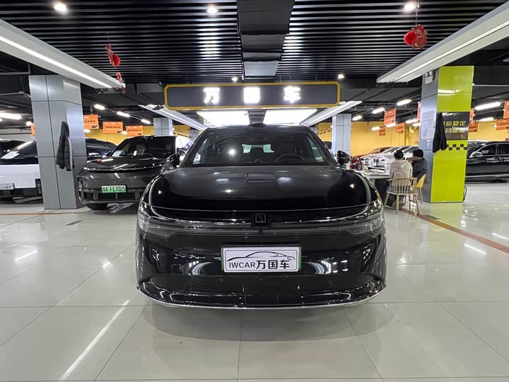 Фото 1 - Zeekr 7X