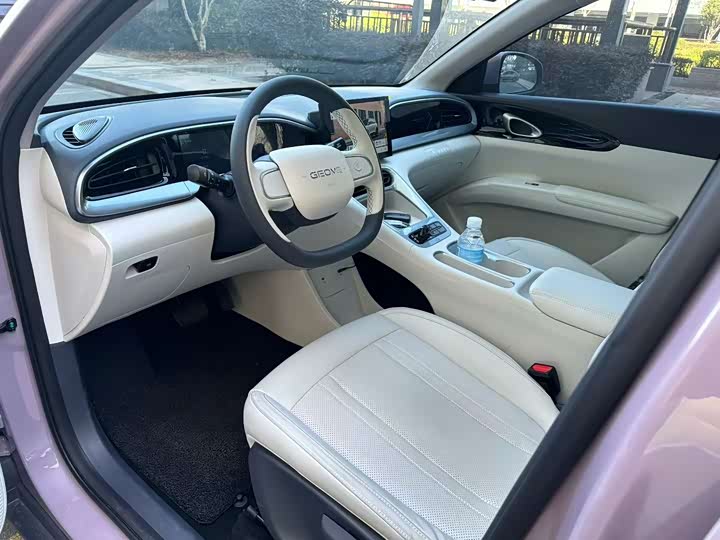 Фото 7 - Geely Galaxy Geome