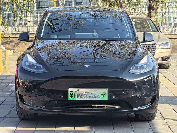 Фото 2 - Tesla Model Y