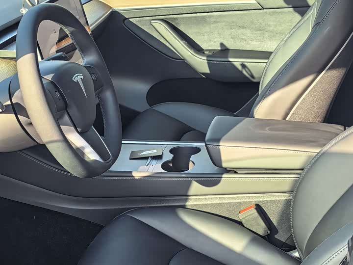 Фото 5 - Tesla Model Y