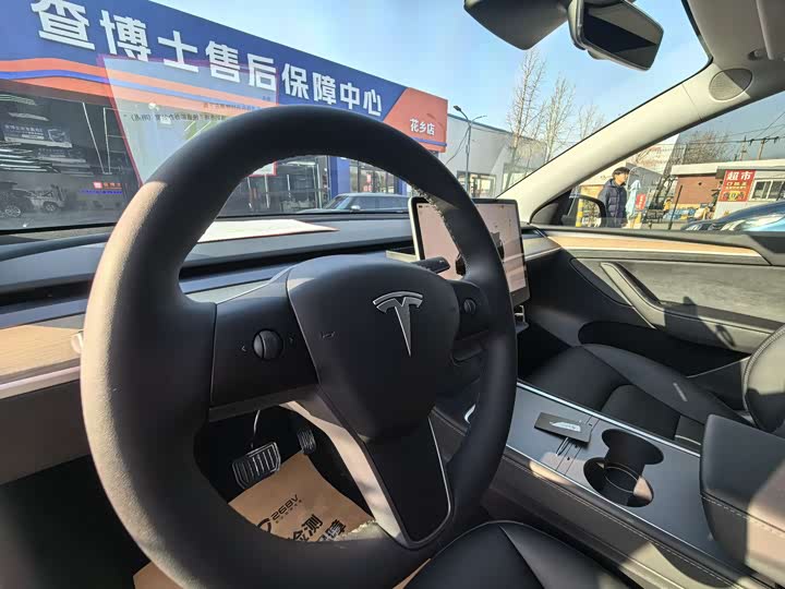 Фото 6 - Tesla Model Y