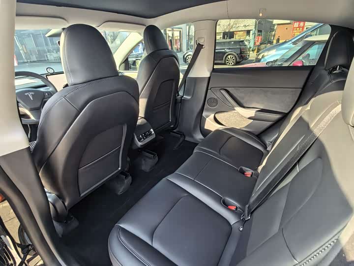 Фото 9 - Tesla Model Y