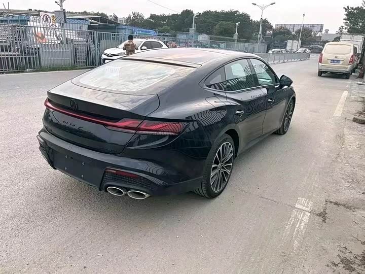 Фото 12 - MG Motor 7