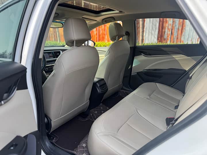 Фото 7 - Buick Excelle GT