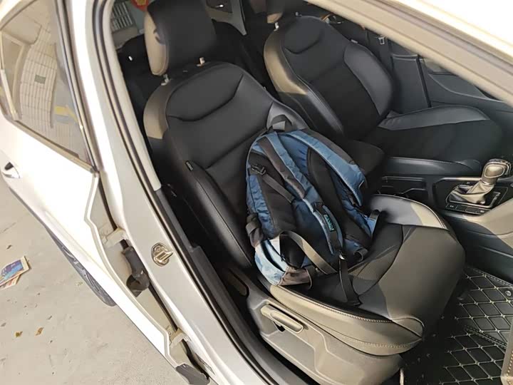 Фото 25 - Volkswagen Tharu