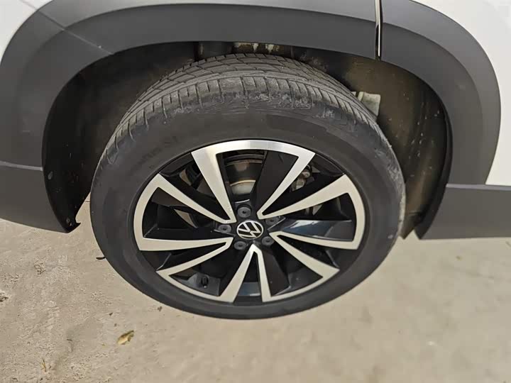 Фото 26 - Volkswagen Tharu