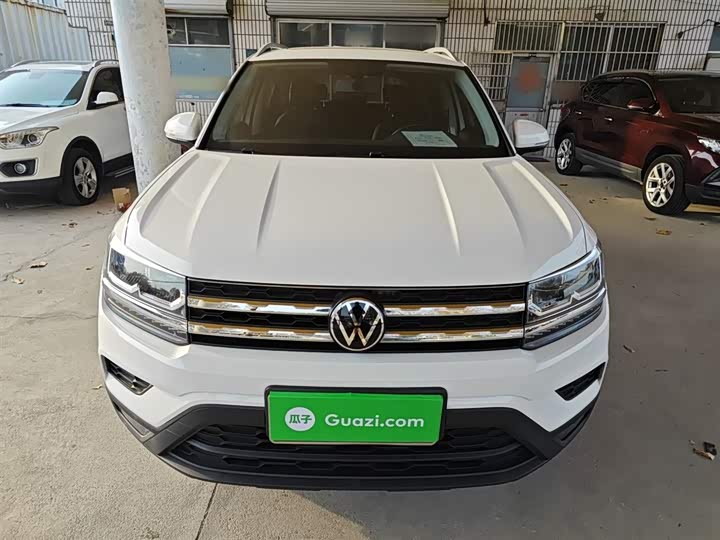 Фото 3 - Volkswagen Tharu