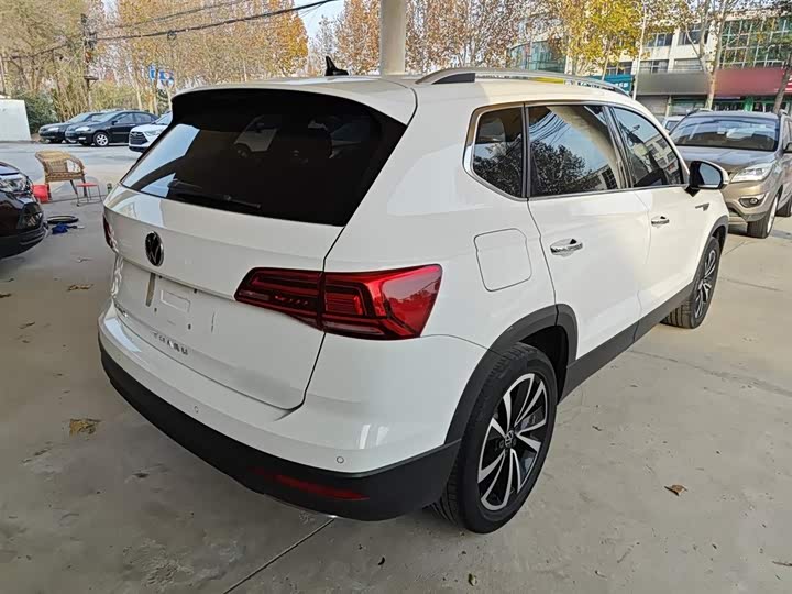 Фото 7 - Volkswagen Tharu