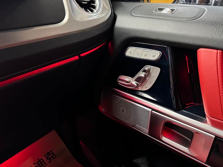 Фото 21 - Mercedes-Benz G-Class AMG