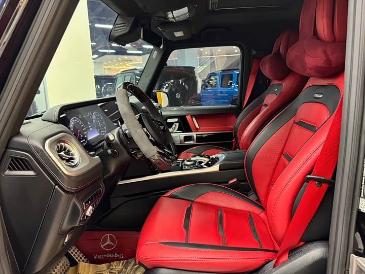 Фото 9 - Mercedes-Benz G-Class AMG