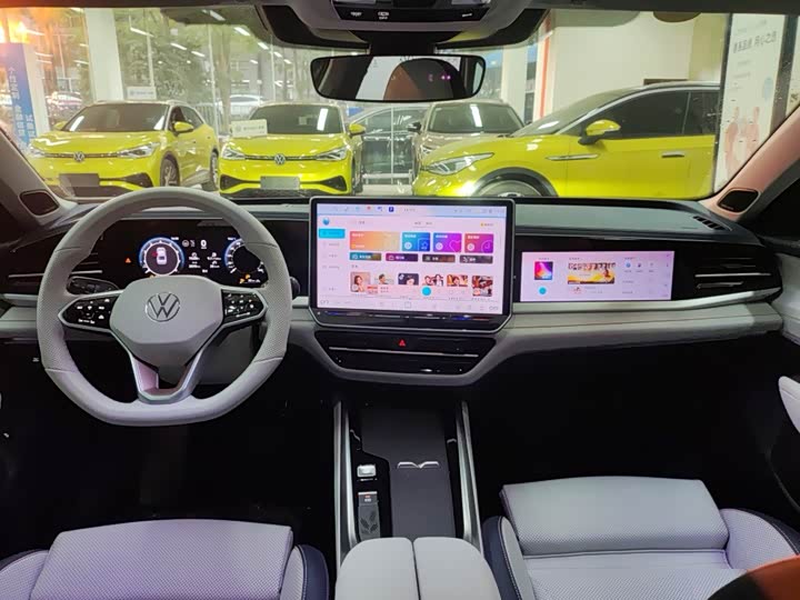 Фото 3 - Volkswagen Passat