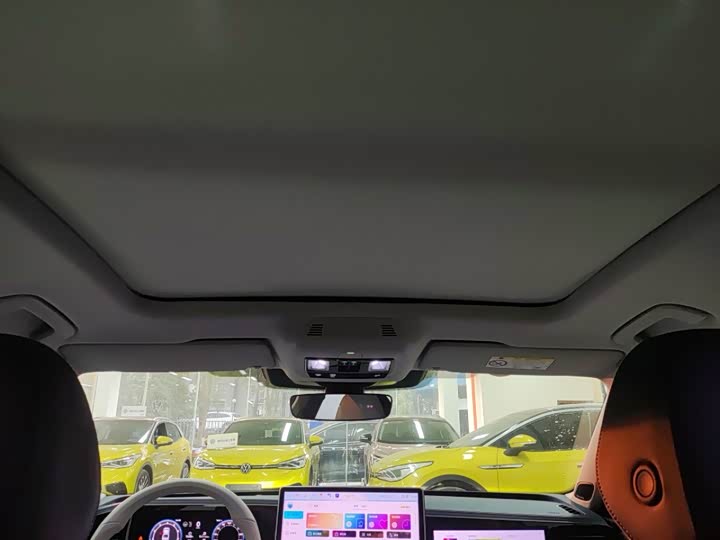 Фото 4 - Volkswagen Passat