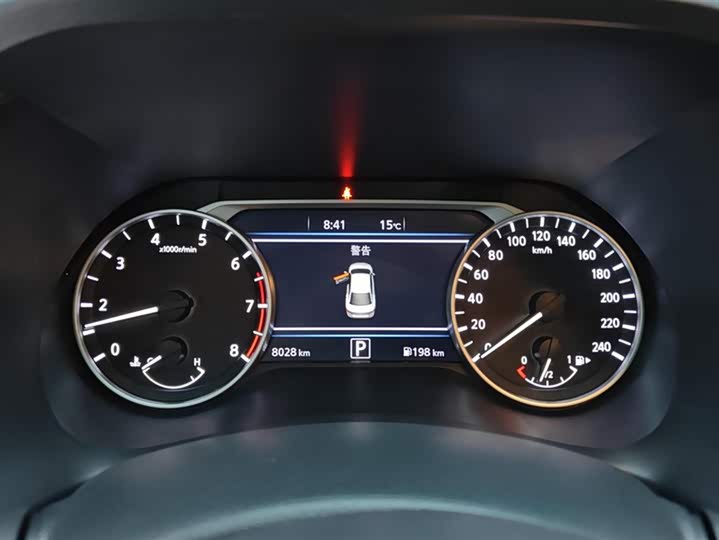 Фото 14 - Nissan Sylphy