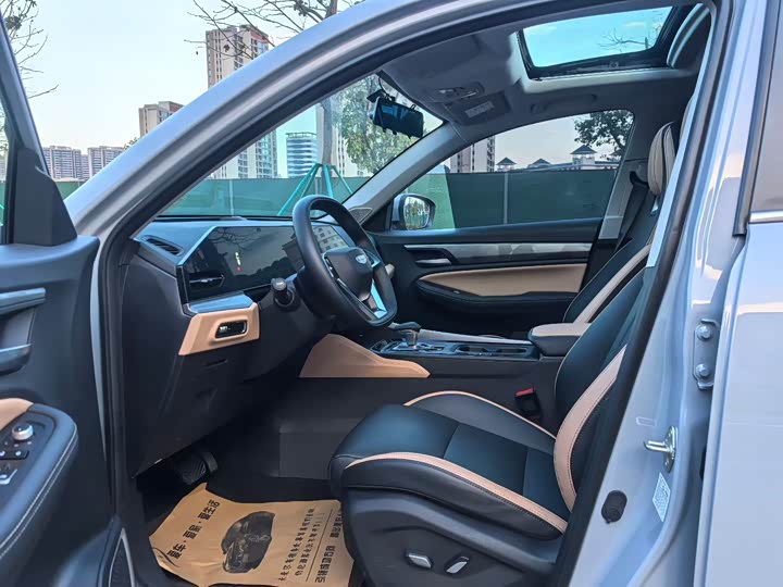 Фото 7 - Geely Okavango Pro