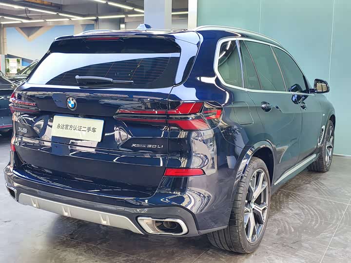 Фото 16 - BMW X5