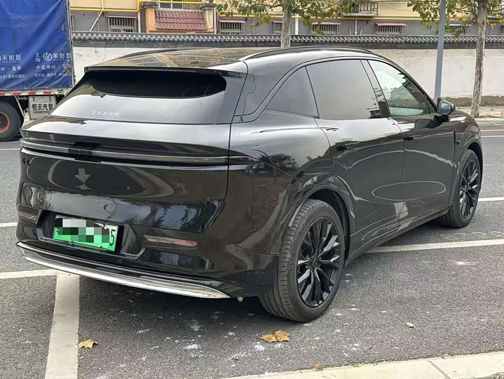 Фото 11 - Zeekr 7X