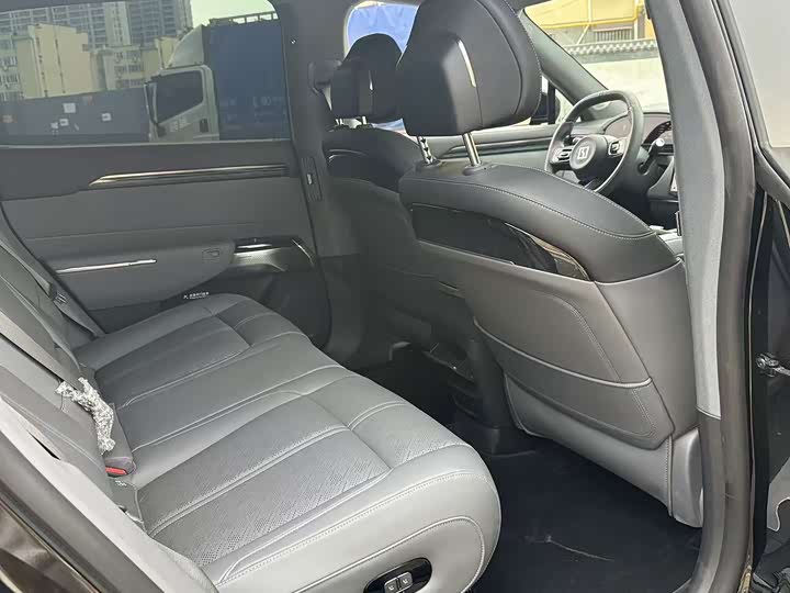 Фото 4 - Zeekr 7X