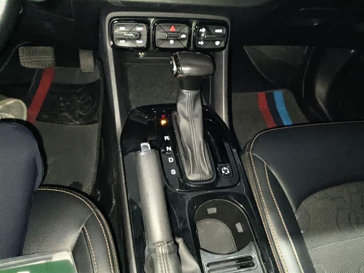 Фото 14 - GAC Trumpchi GS3