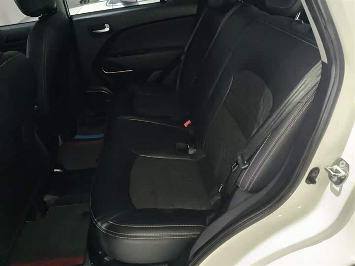 Фото 17 - GAC Trumpchi GS3