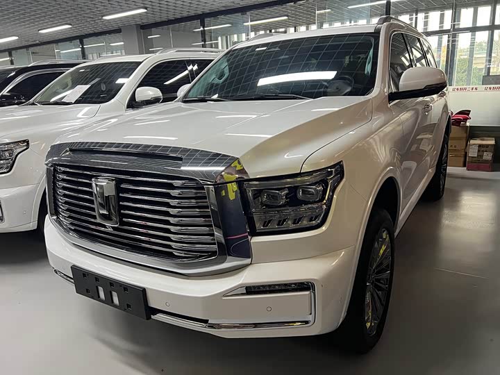 Фото 1 - Tank 500 Hybrid