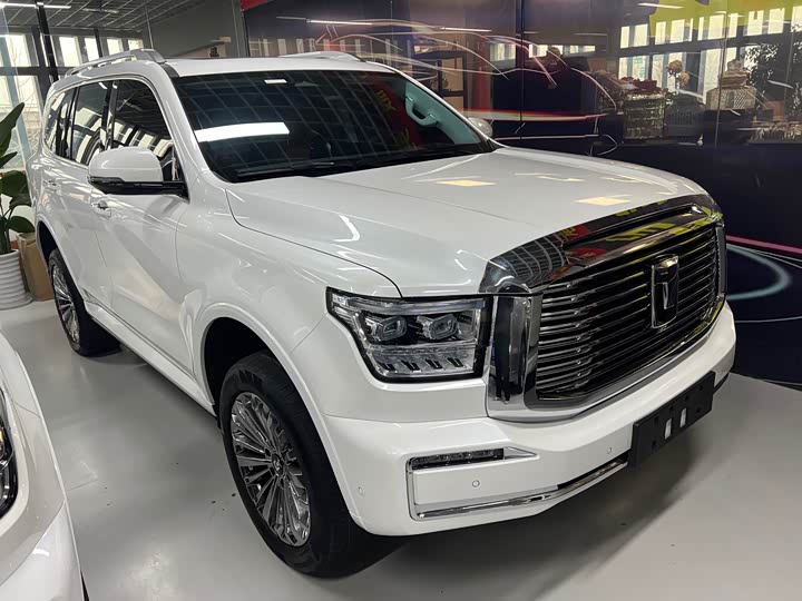 Фото 3 - Tank 500 Hybrid