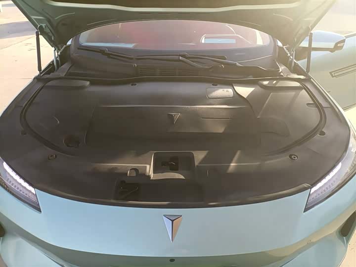 Фото 20 - Changan Deepal SL03