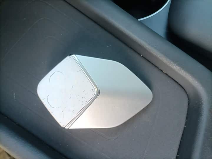 Фото 9 - Changan Deepal SL03