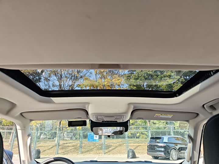 Фото 19 - Tank 300