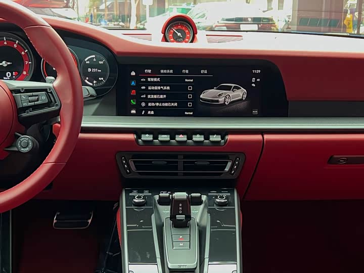 Фото 18 - Porsche 911