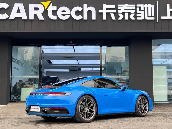 Фото 4 - Porsche 911