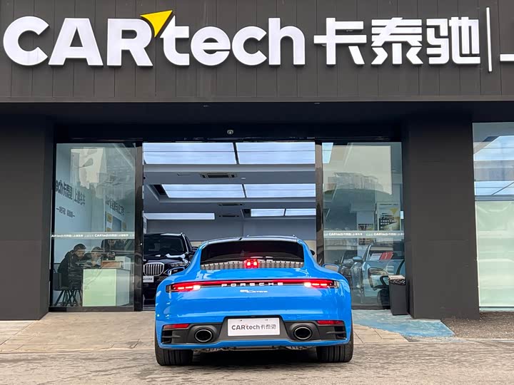 Фото 5 - Porsche 911