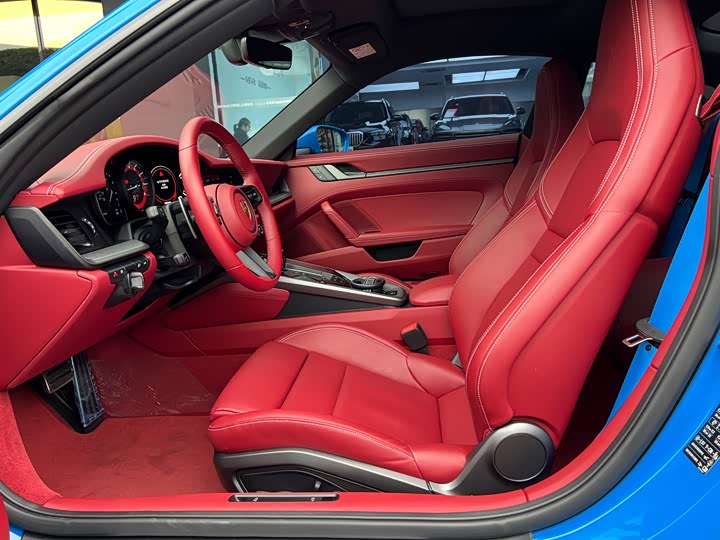 Фото 7 - Porsche 911