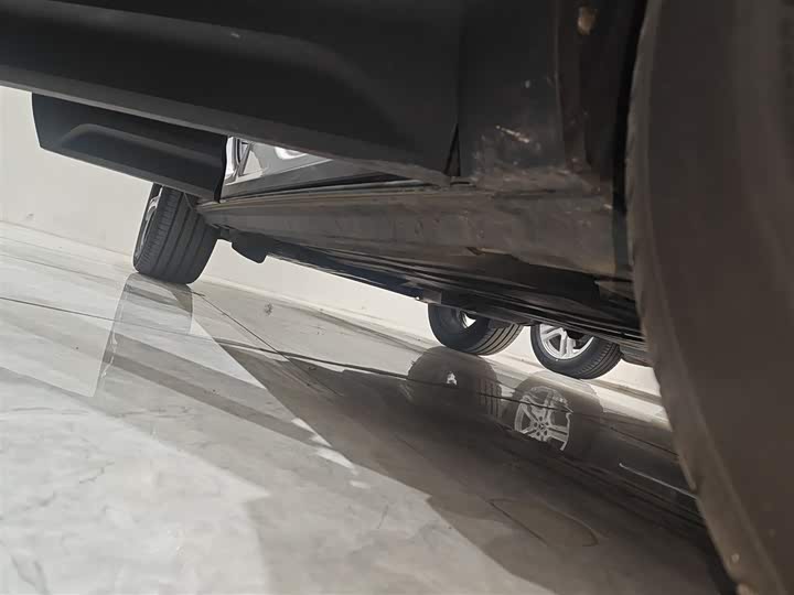 Фото 21 - Volvo XC40