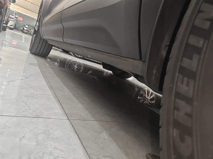 Фото 22 - Volvo XC40