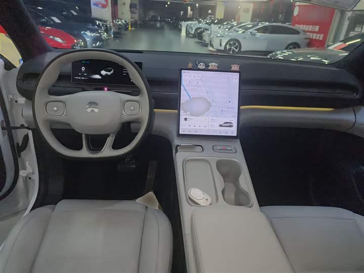 Фото 10 - Nio ES6