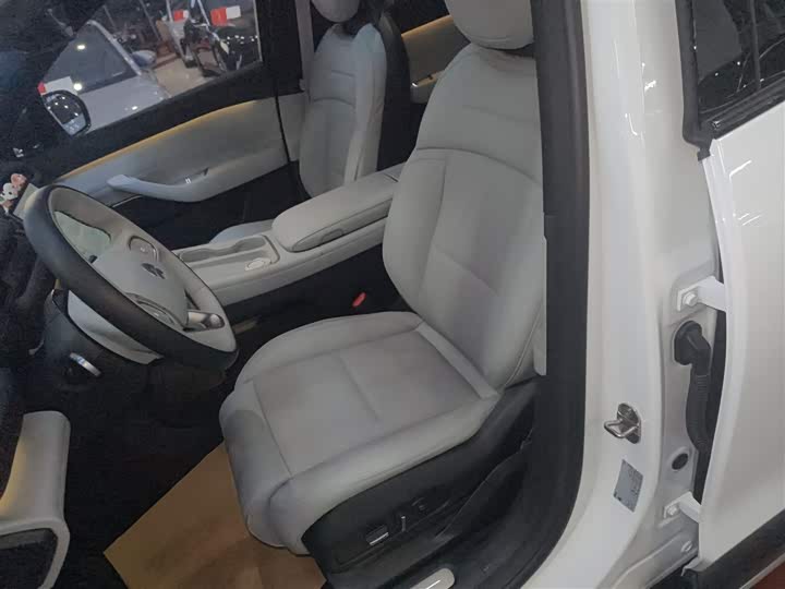 Фото 15 - Nio ES6